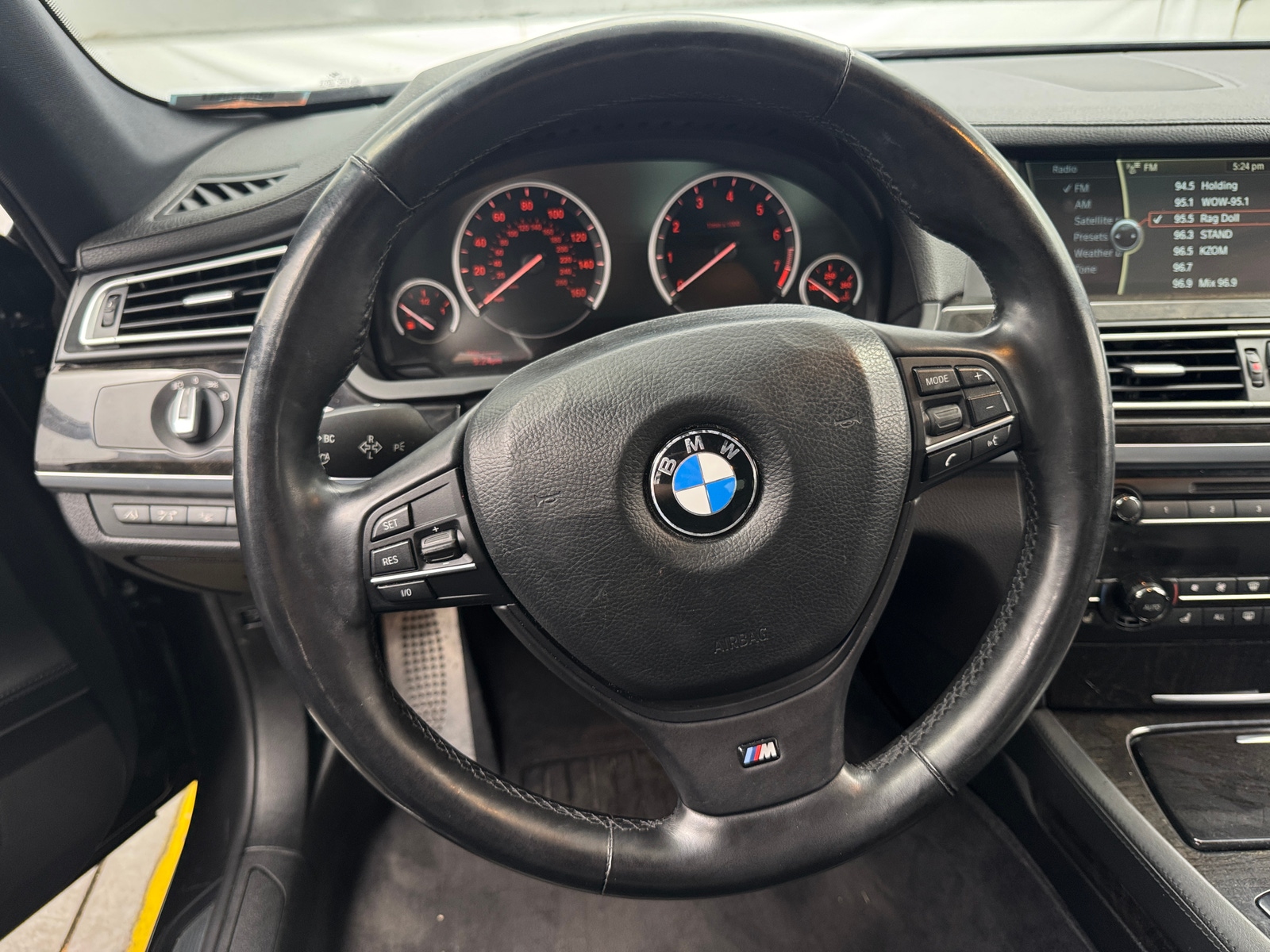 Thumbnail: 2012 BMW 7 Series - 5