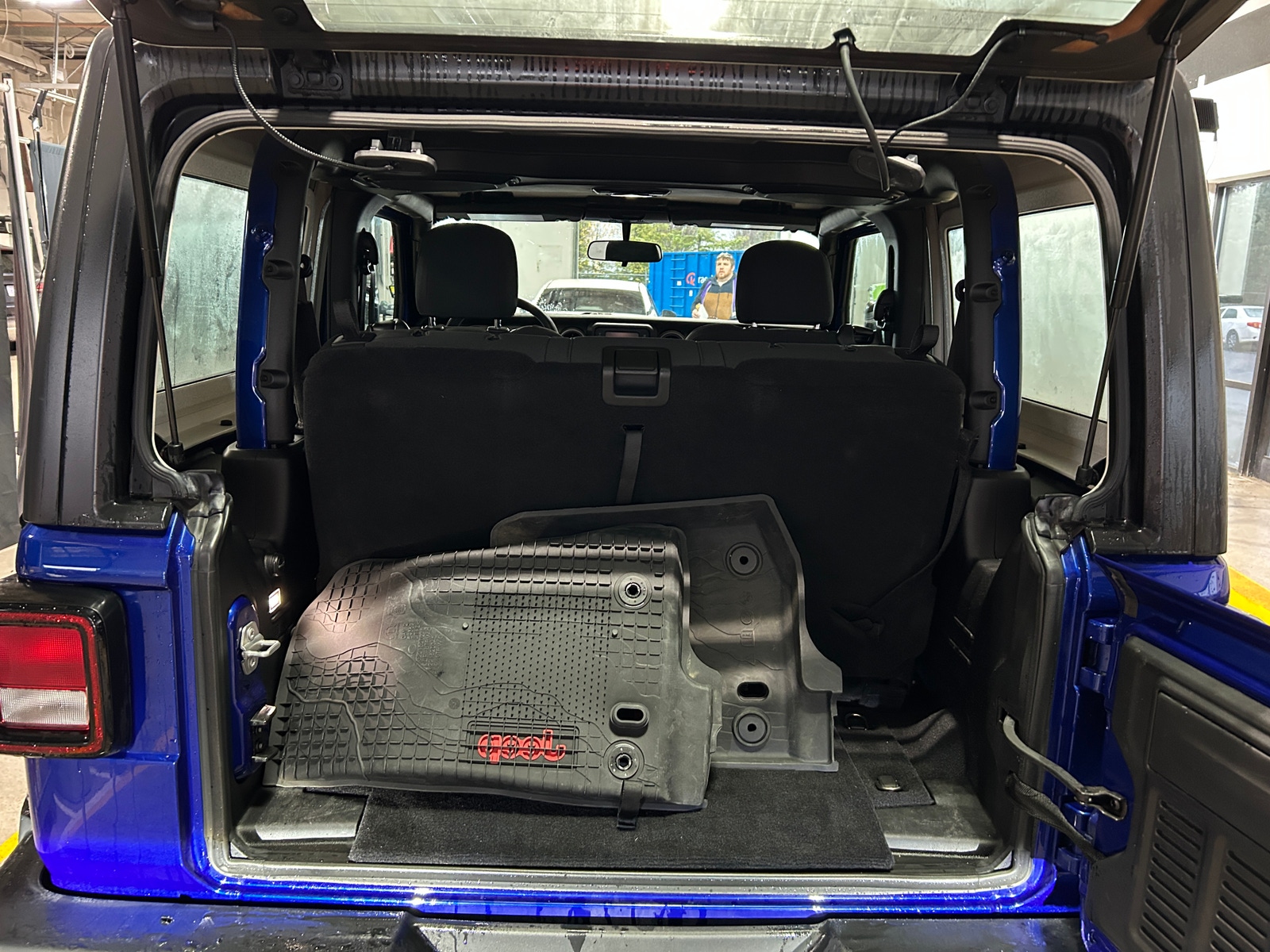 Thumbnail: 2018 Jeep Wrangler - 6