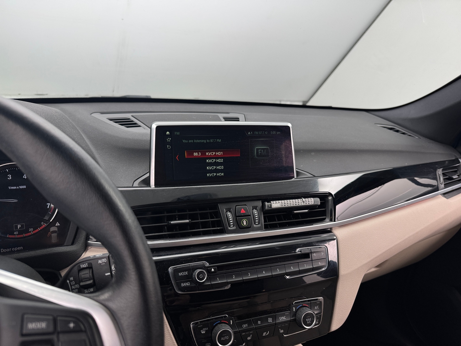 Thumbnail: 2018 BMW X1 - 3