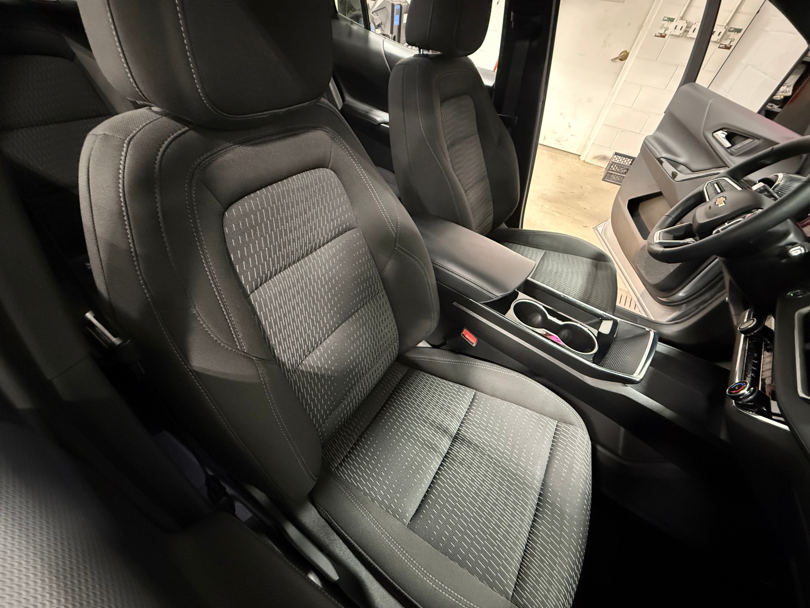 Thumbnail: 2025 Chevrolet Equinox - 2