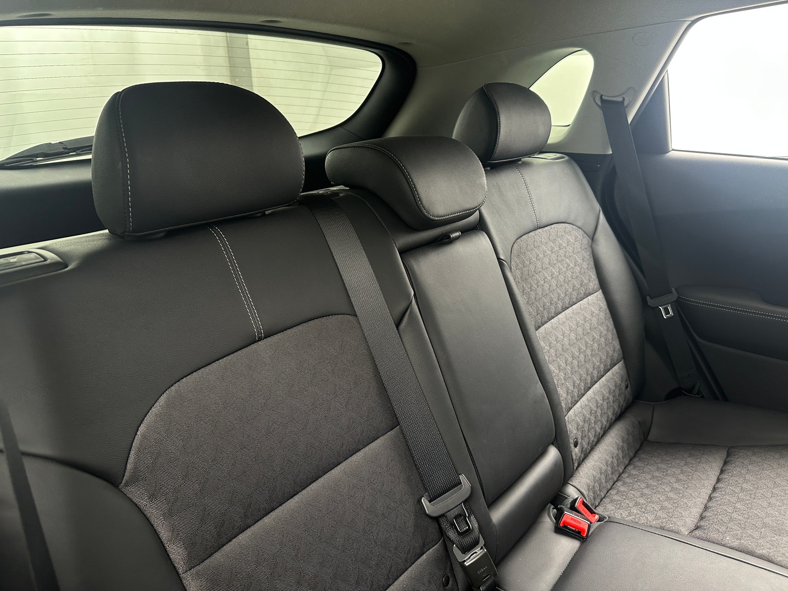 Thumbnail: 2019 Kia Niro - 5