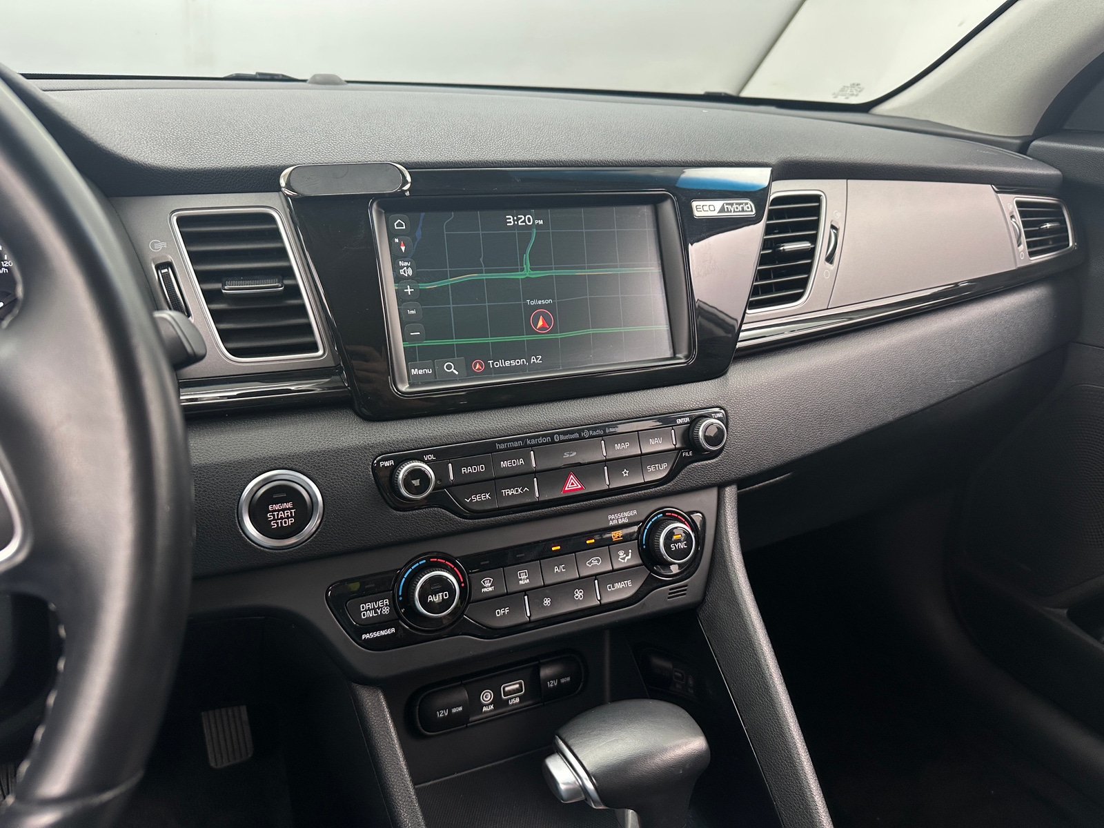 Thumbnail: 2019 Kia Niro - 3