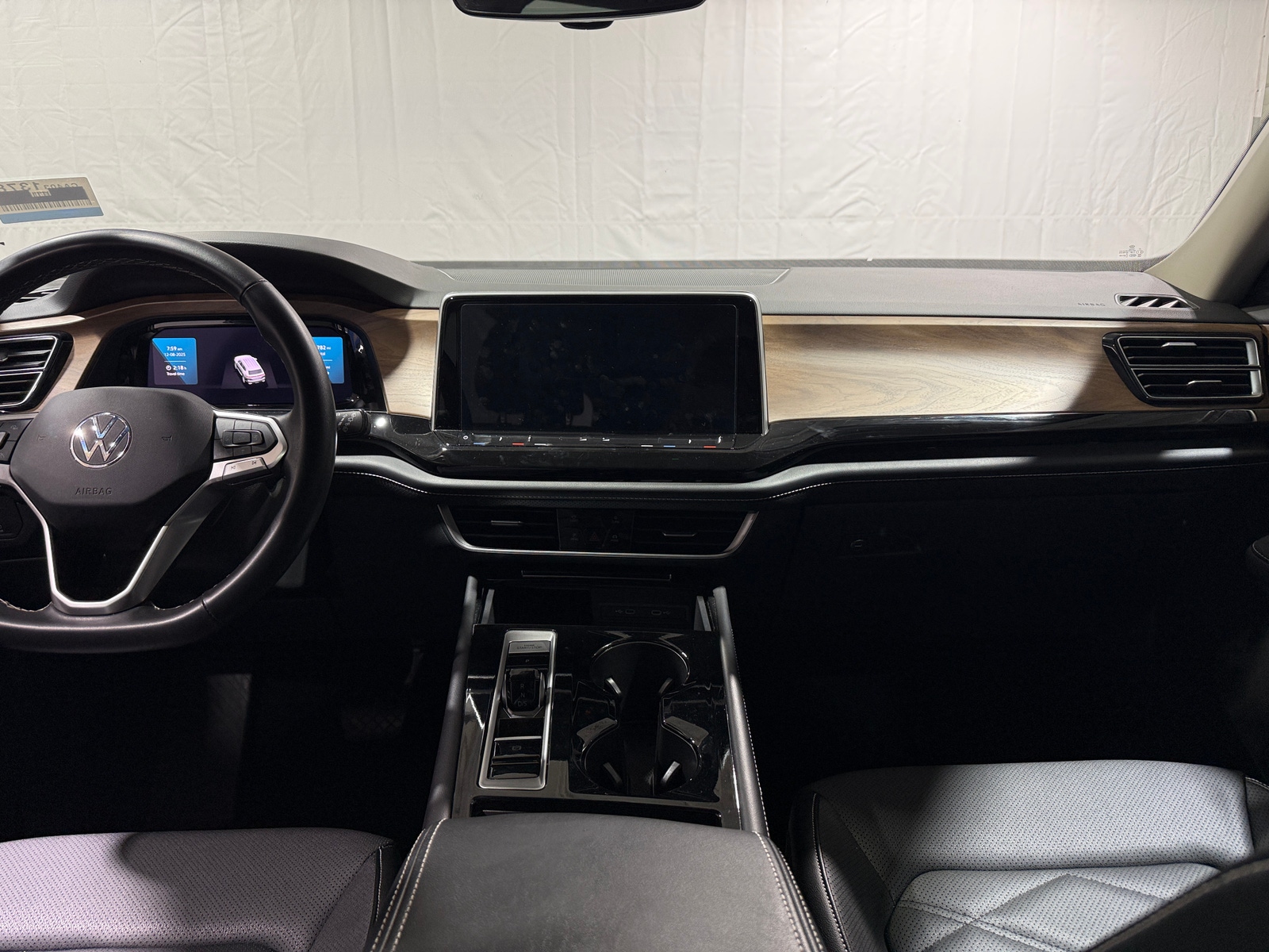 Thumbnail: 2025 Volkswagen Atlas - 3