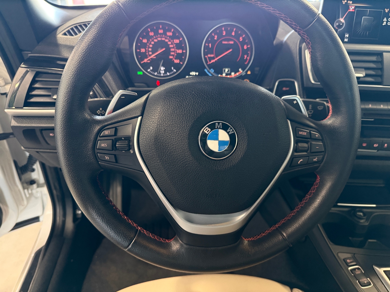 Thumbnail: 2016 BMW 2 Series - 4