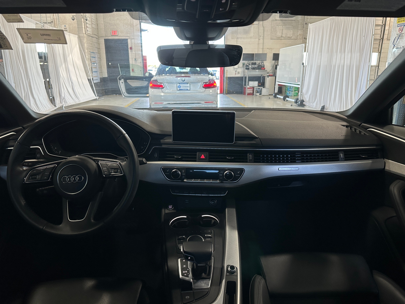 Thumbnail: 2019 Audi A4 - 2