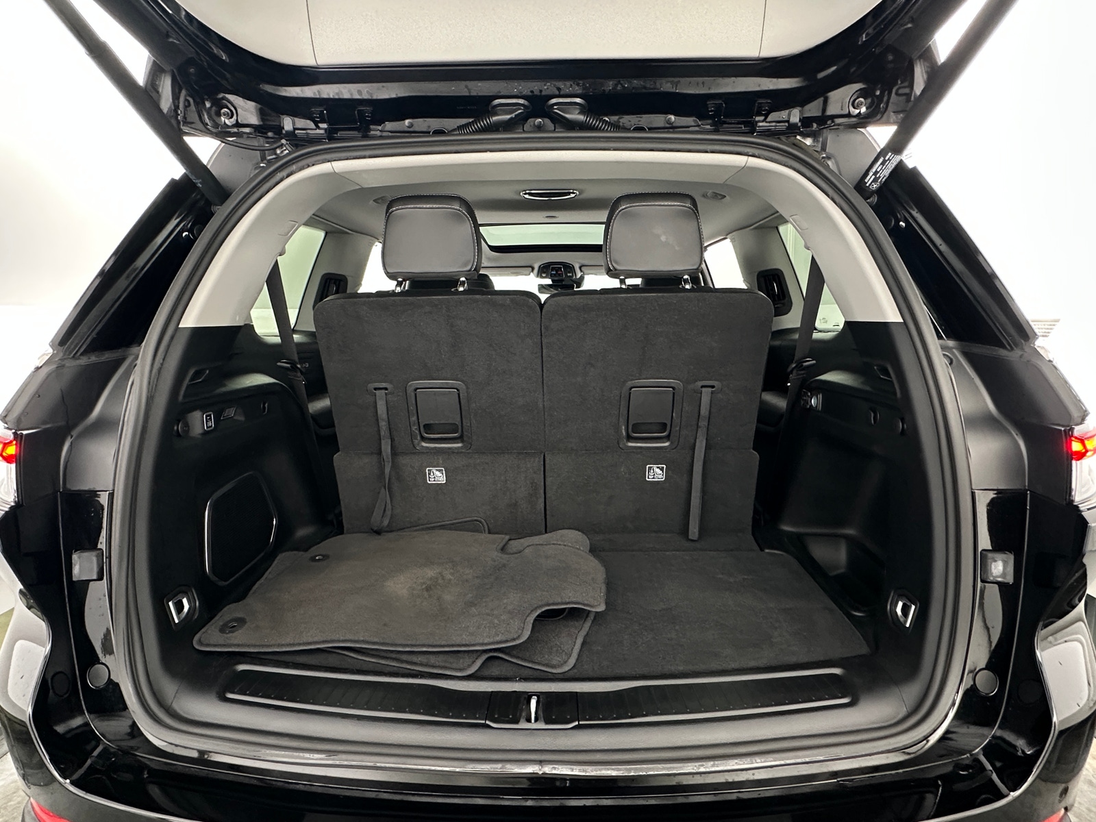 Thumbnail: 2022 Jeep Grand Cherokee L - 6