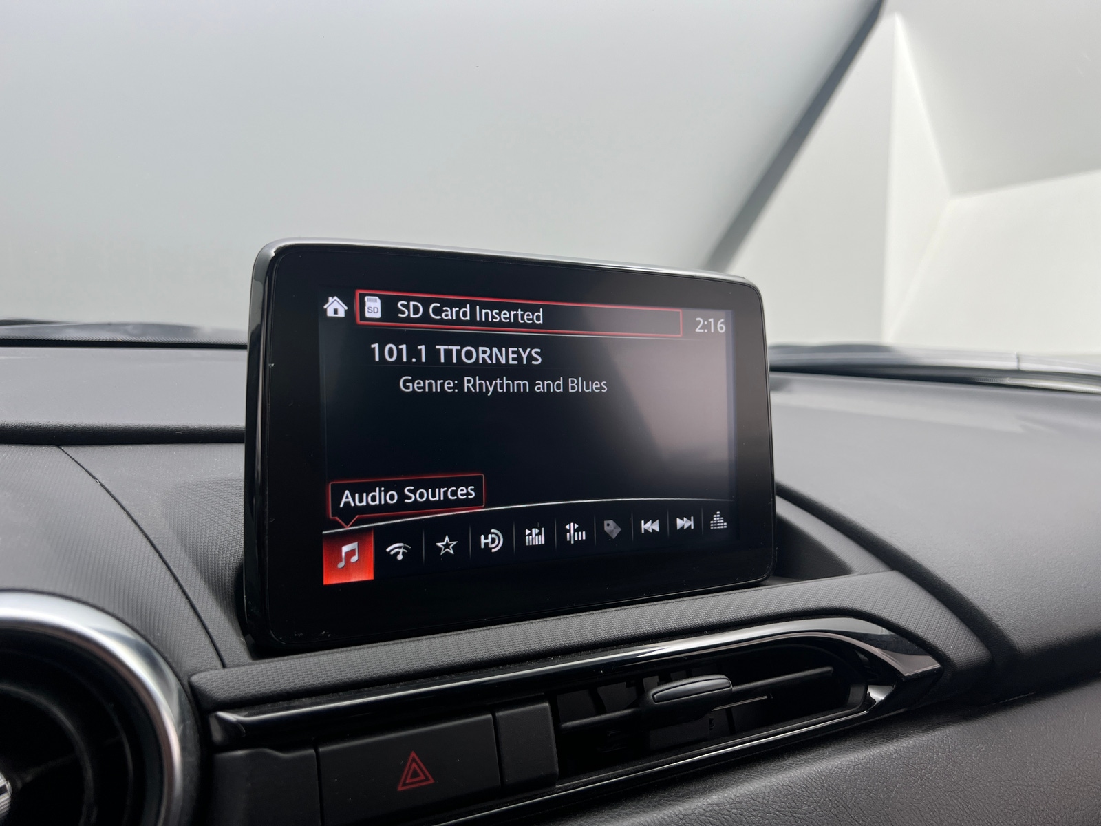 Thumbnail: 2022 Mazda MX-5 Miata - 3