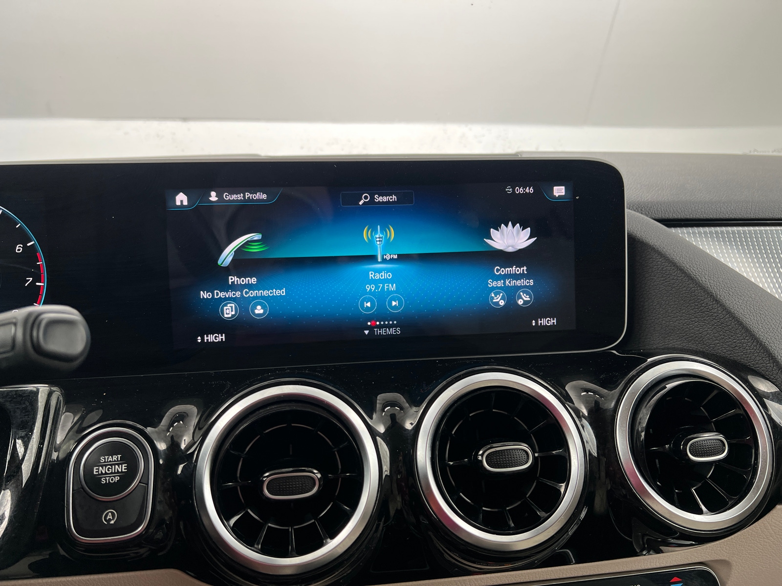 Thumbnail: 2021 Mercedes-Benz GLA - 3