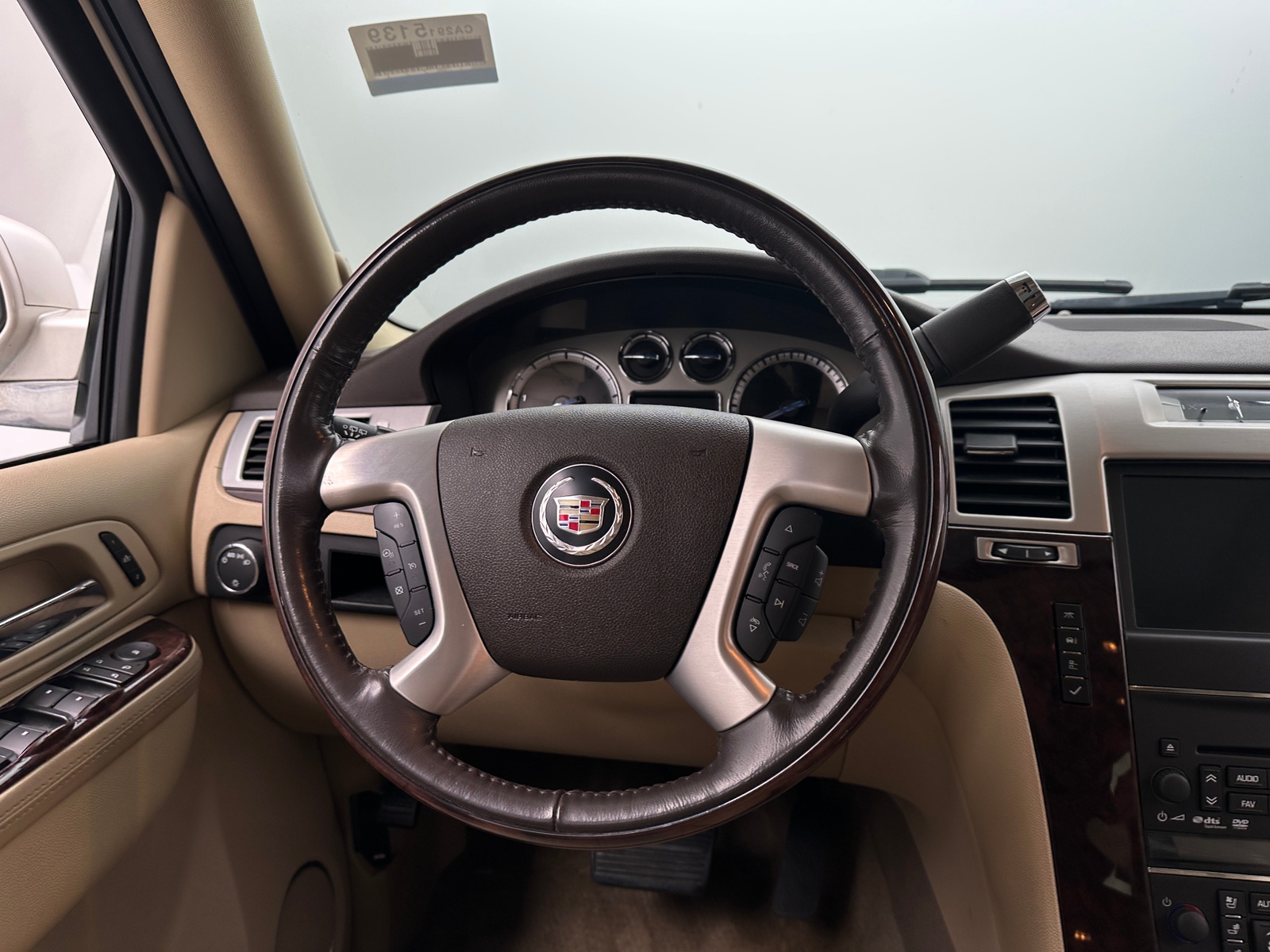 Thumbnail: 2011 Cadillac Escalade - 4