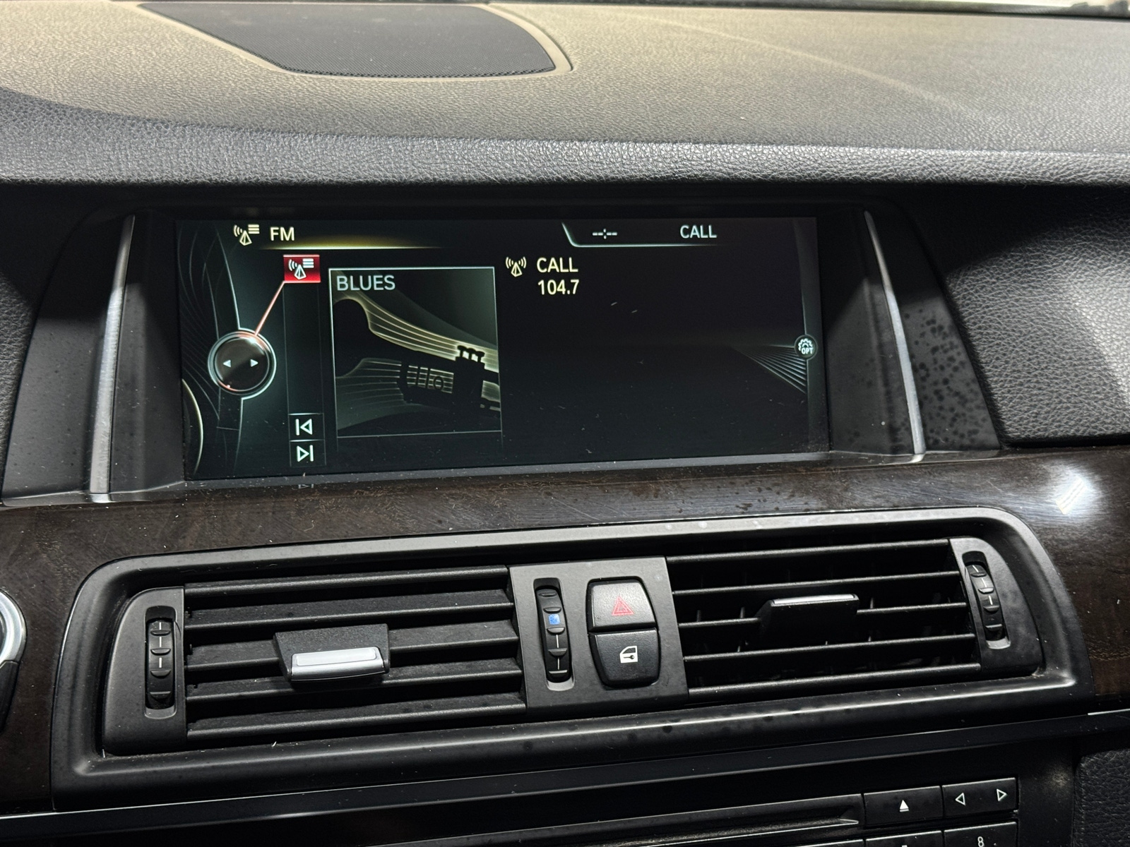 Thumbnail: 2016 BMW 5 Series - 3