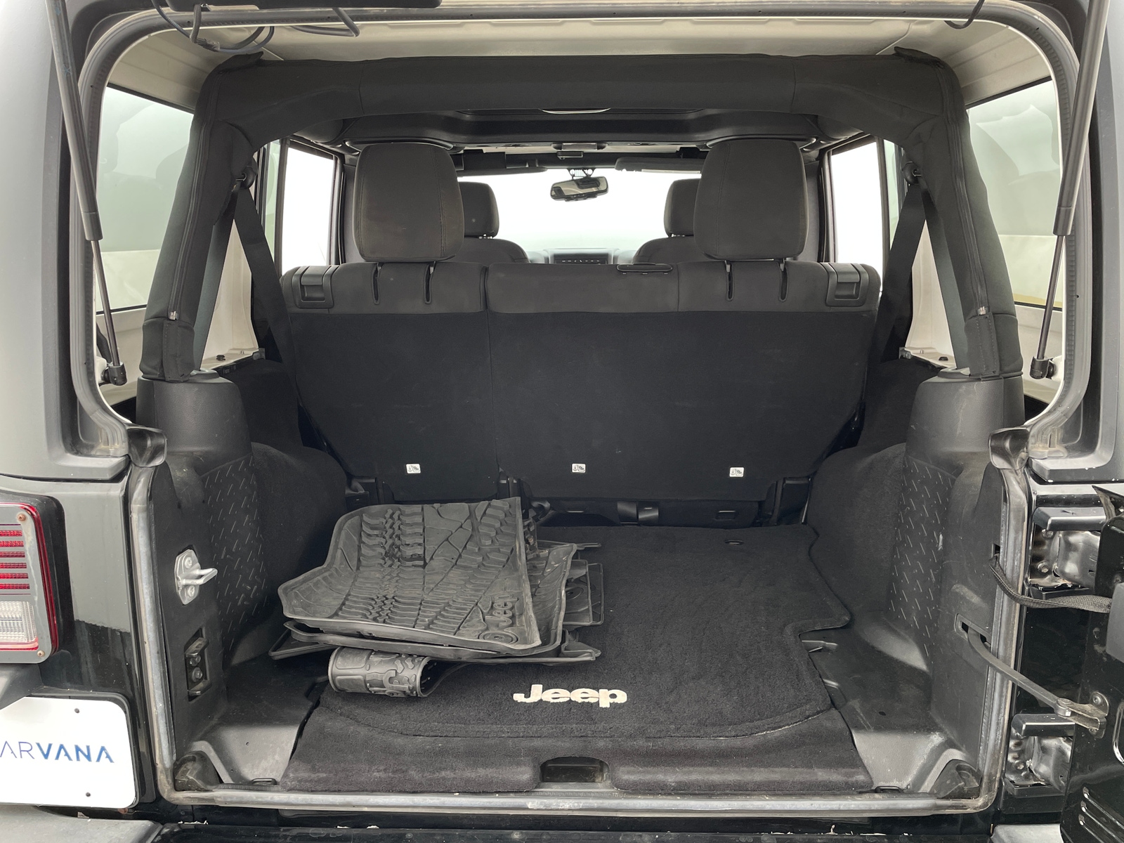 Thumbnail: 2015 Jeep Wrangler - 7