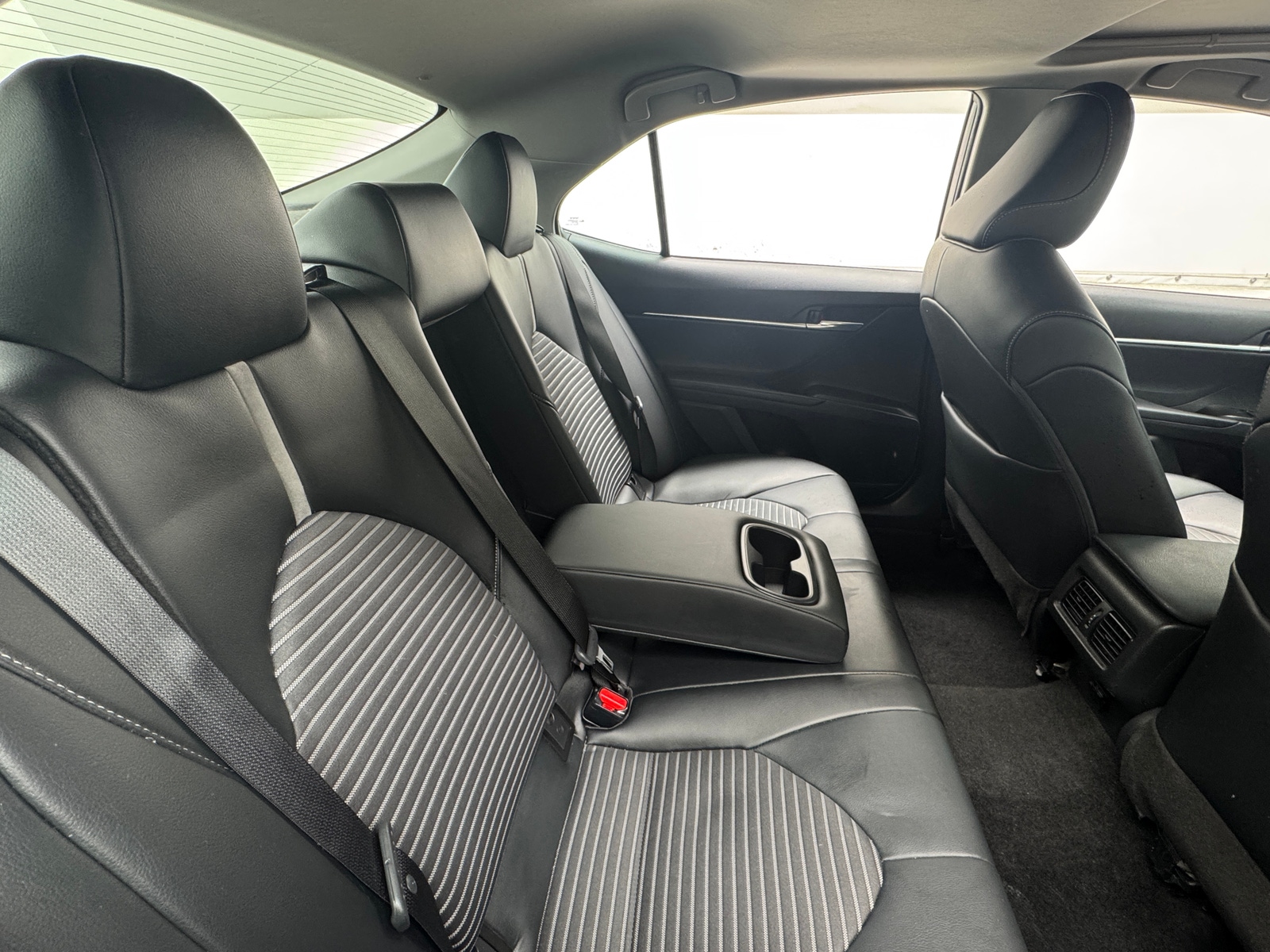 Thumbnail: 2022 Toyota Camry - 6