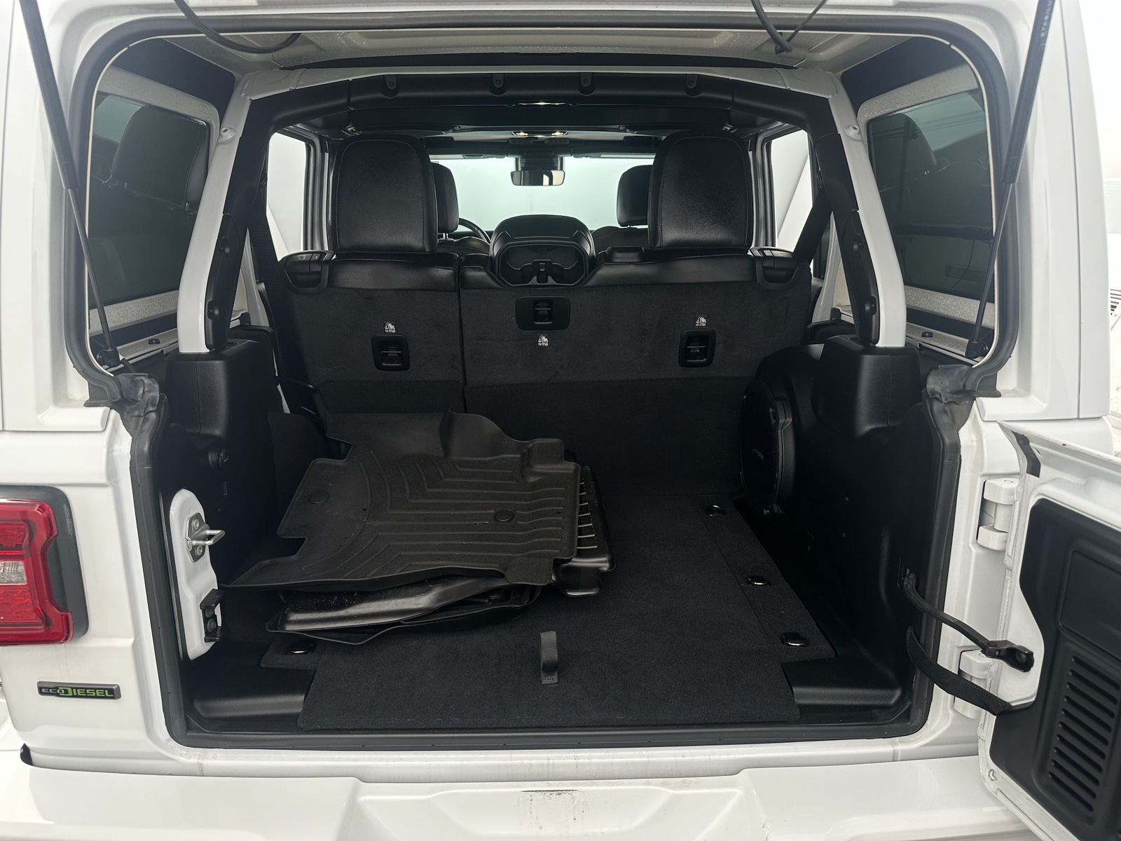 Thumbnail: 2021 Jeep Wrangler - 6