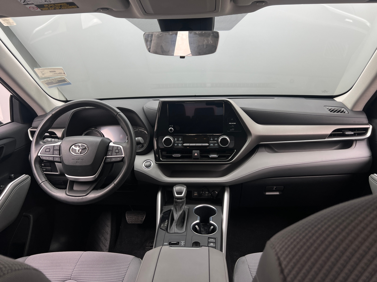 Thumbnail: 2023 Toyota Highlander - 3