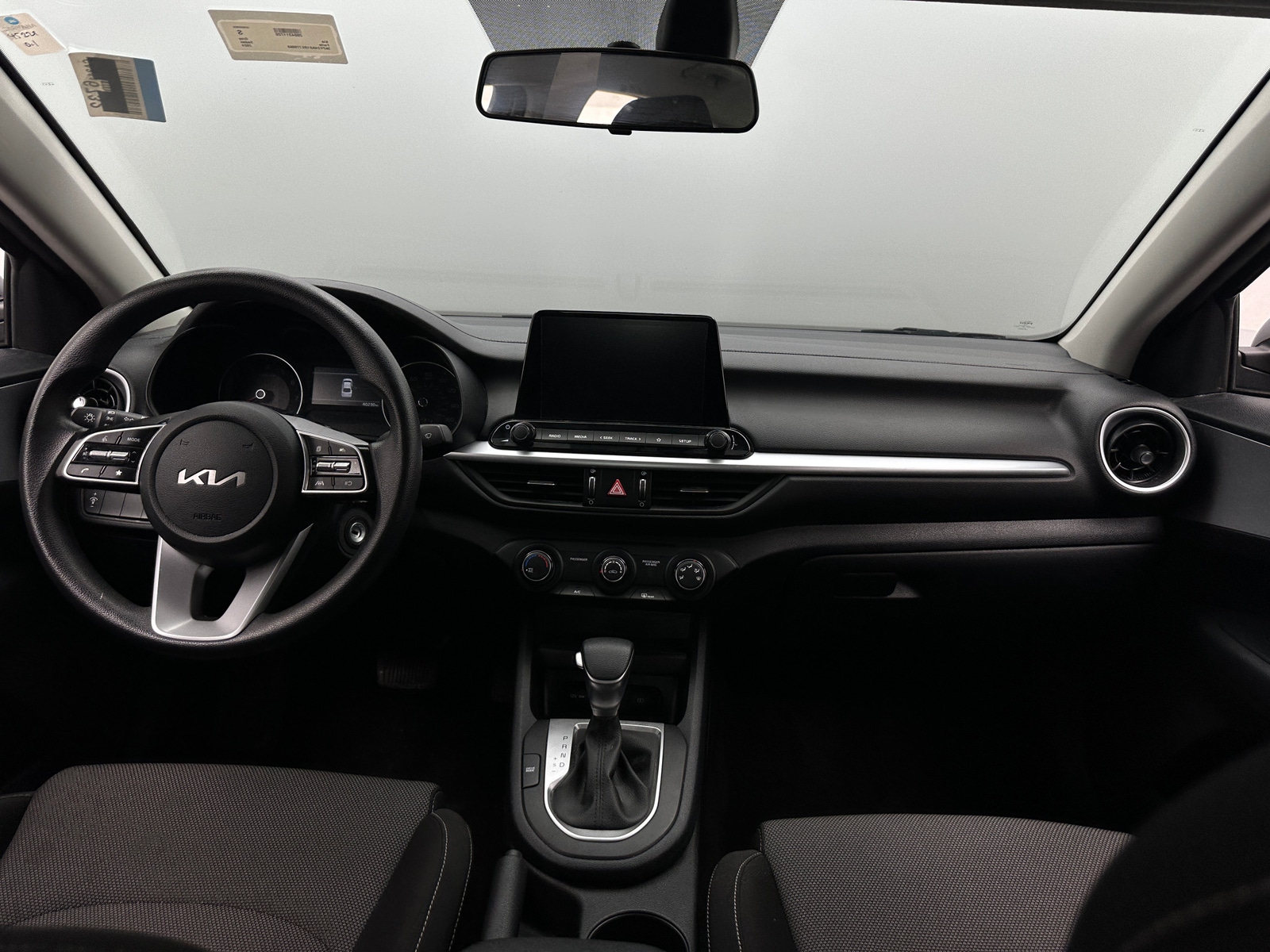 Thumbnail: 2024 Kia Forte - 3