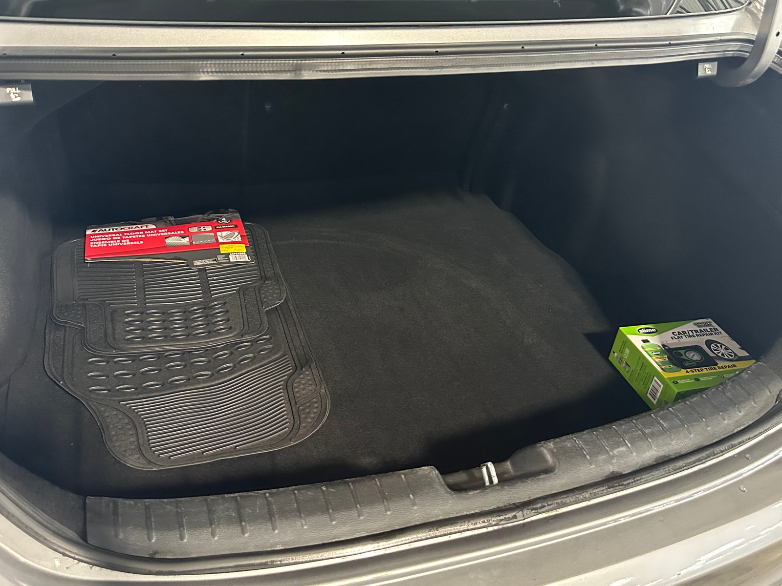 Thumbnail: 2024 Kia Forte - 7