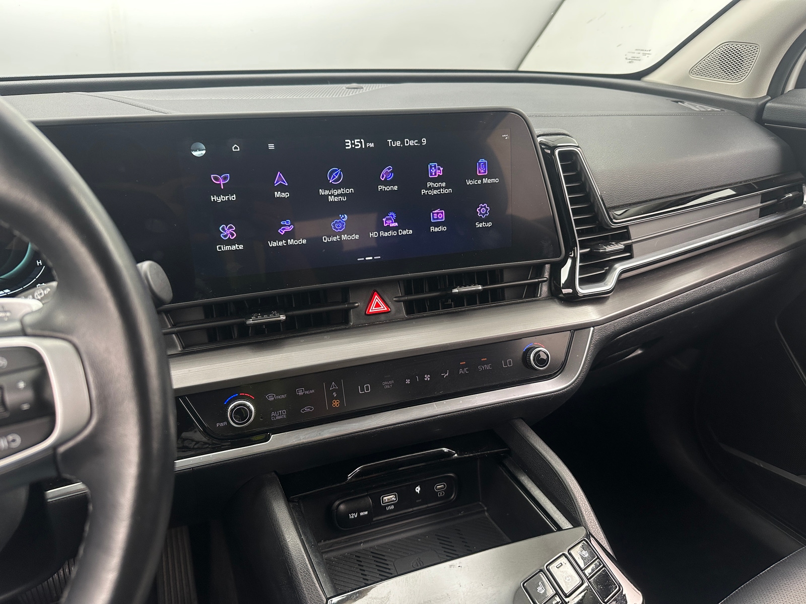 Thumbnail: 2023 Kia Sportage - 3