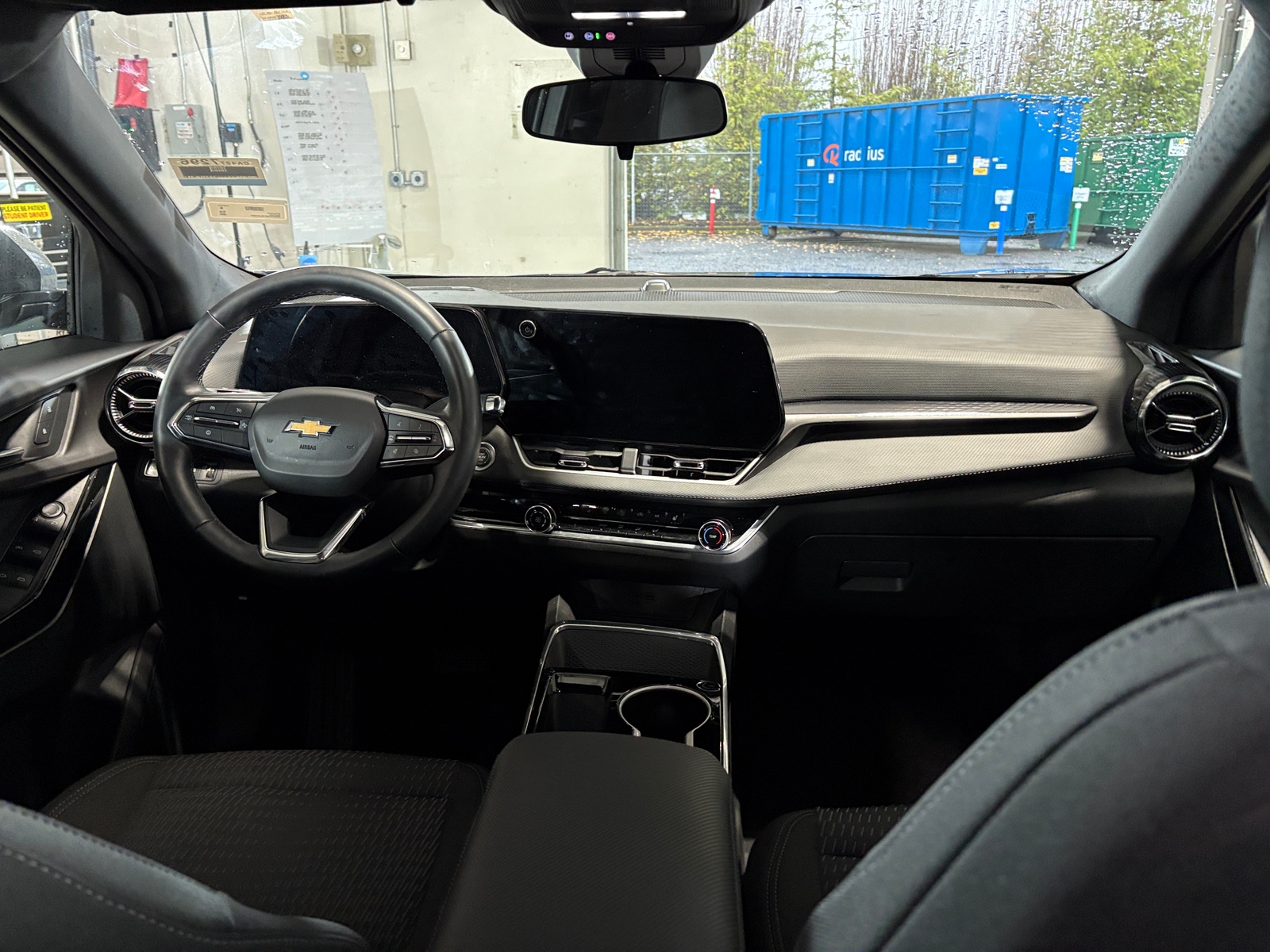 Thumbnail: 2025 Chevrolet Equinox - 3