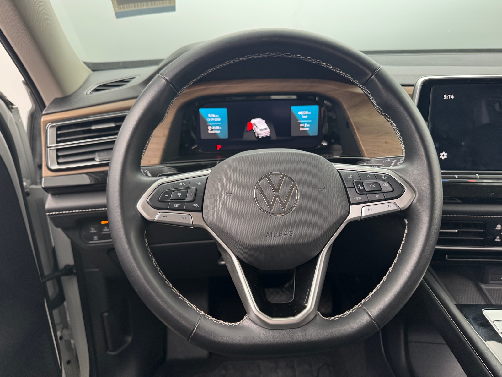 Thumbnail: 2024 Volkswagen Atlas - 4