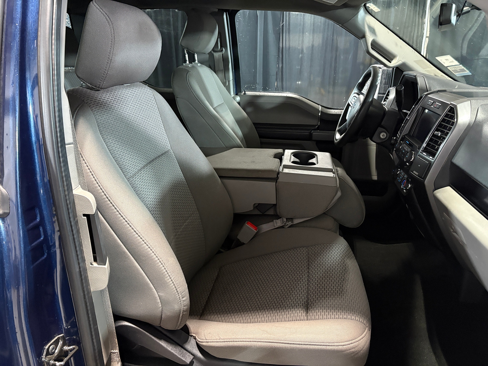 Thumbnail: 2020 Ford Econoline - 2