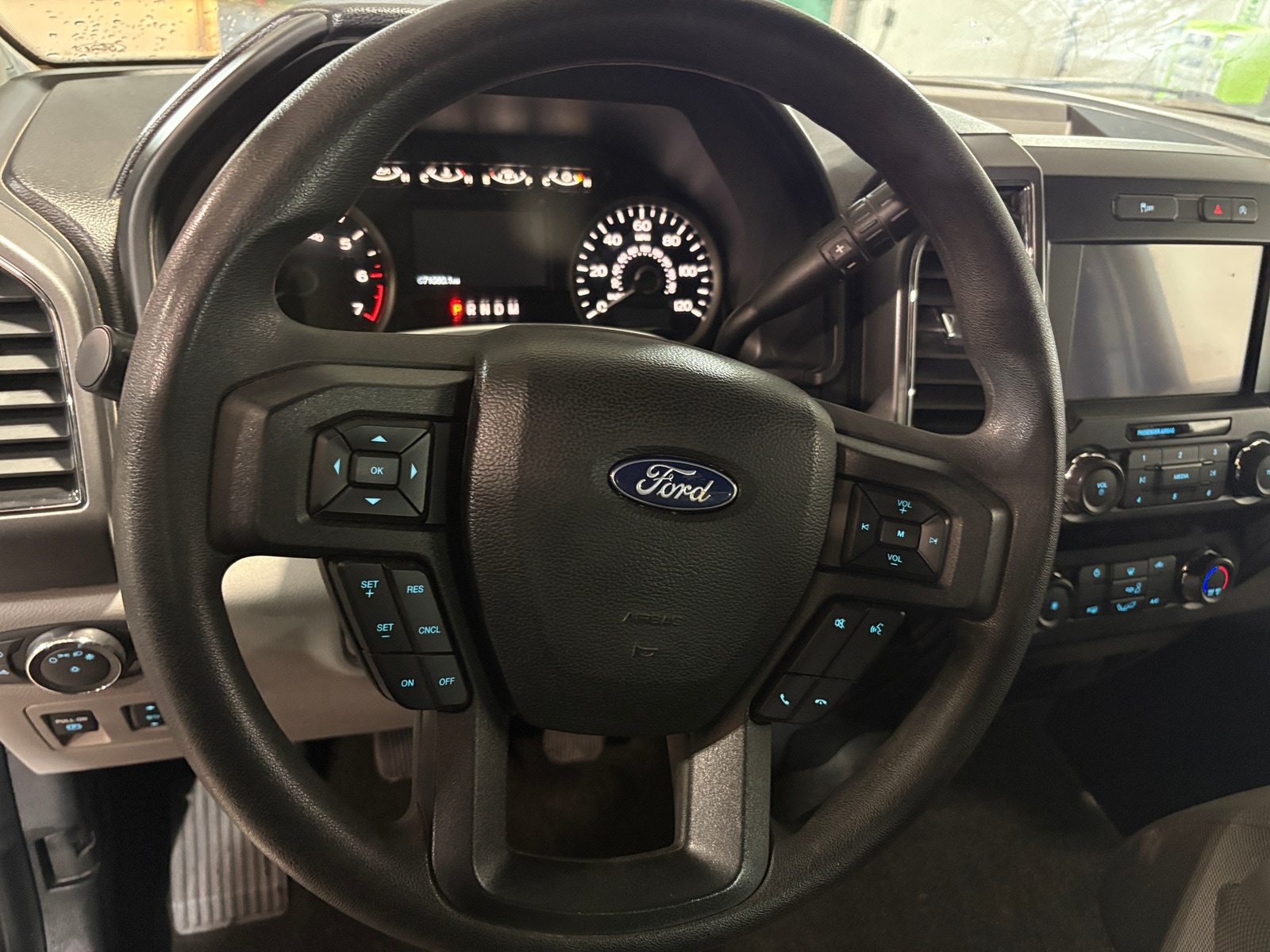 Thumbnail: 2020 Ford Econoline - 5