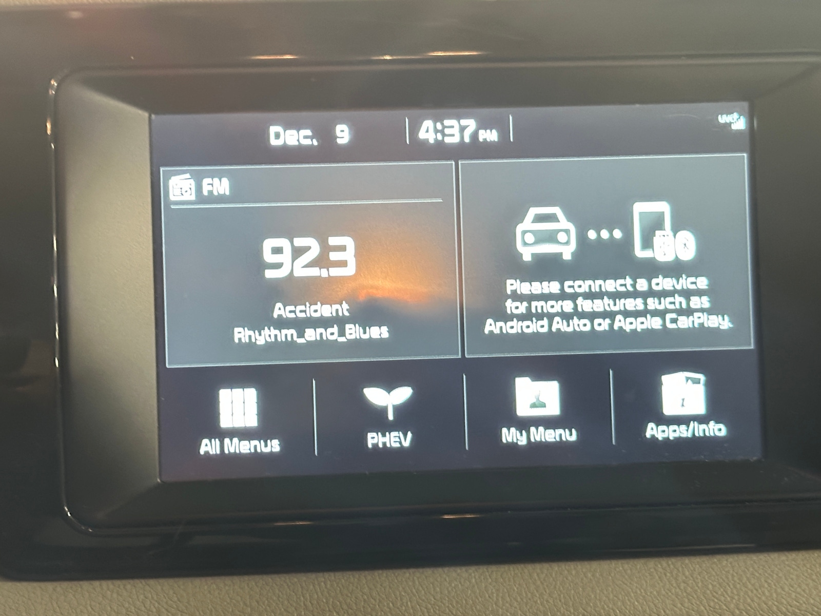 Thumbnail: 2019 Kia Niro - 4