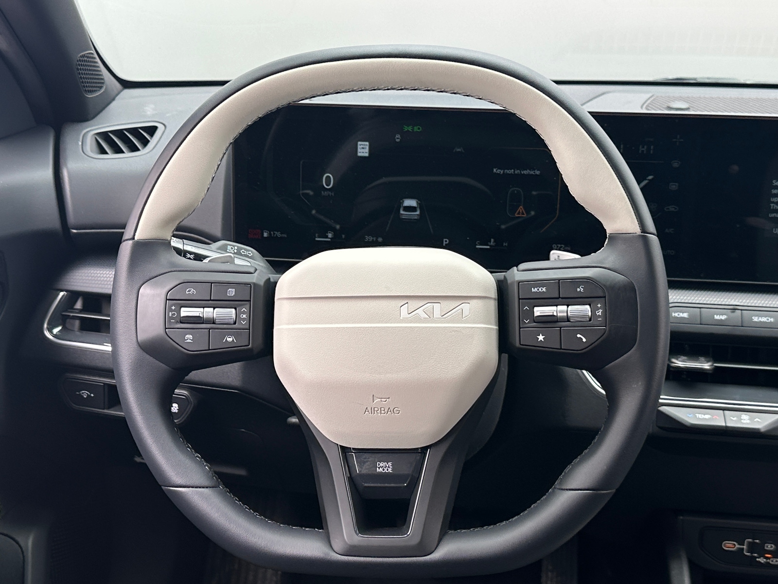 Thumbnail: 2025 Kia K4 - 4