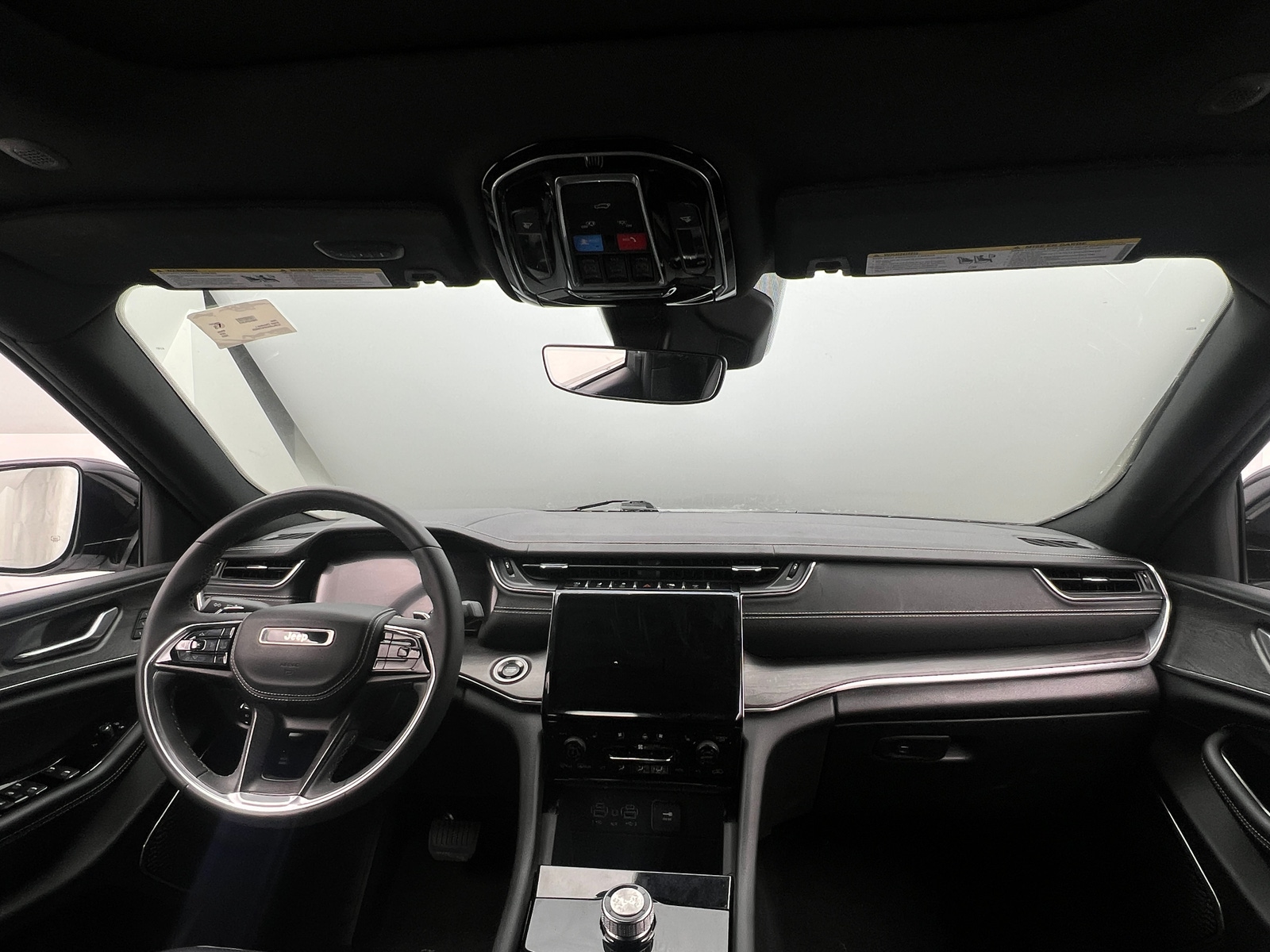 Thumbnail: 2023 Jeep Grand Cherokee L - 2