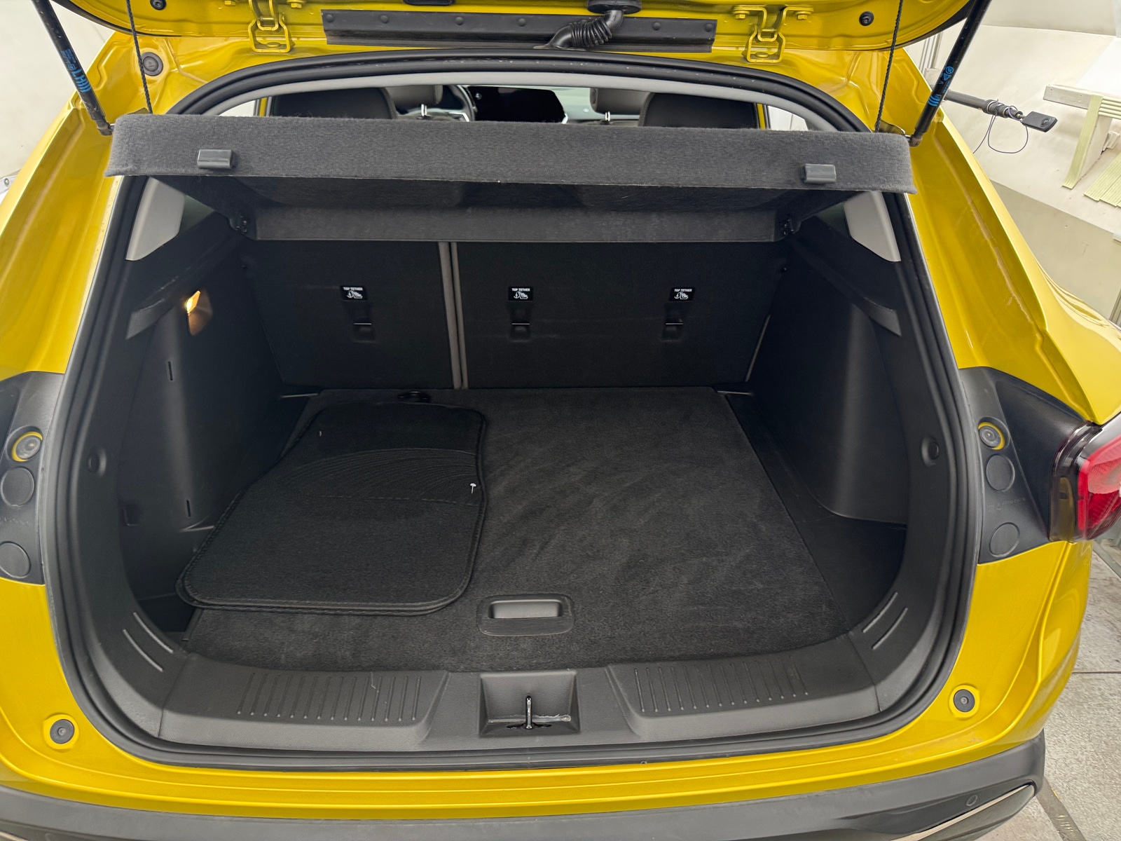 Thumbnail: 2025 Chevrolet Trax - 6