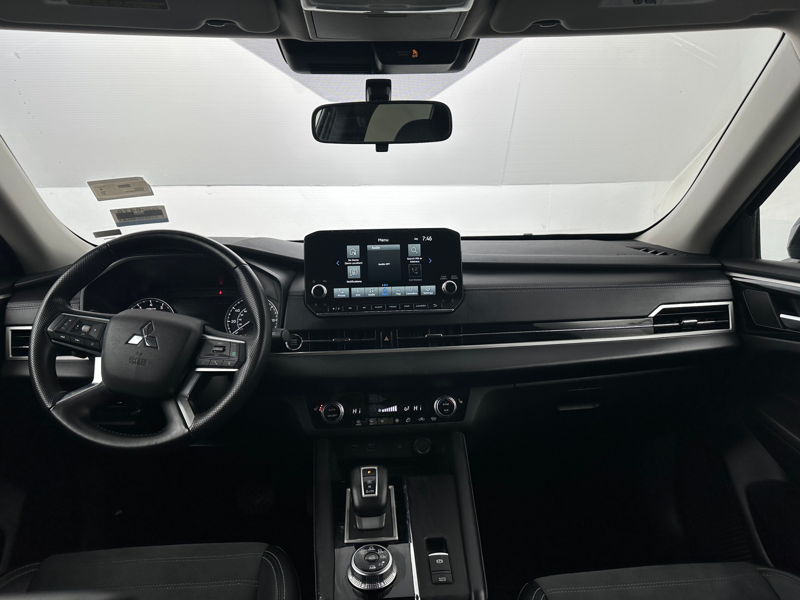 Thumbnail: 2024 Mitsubishi Outlander - 2