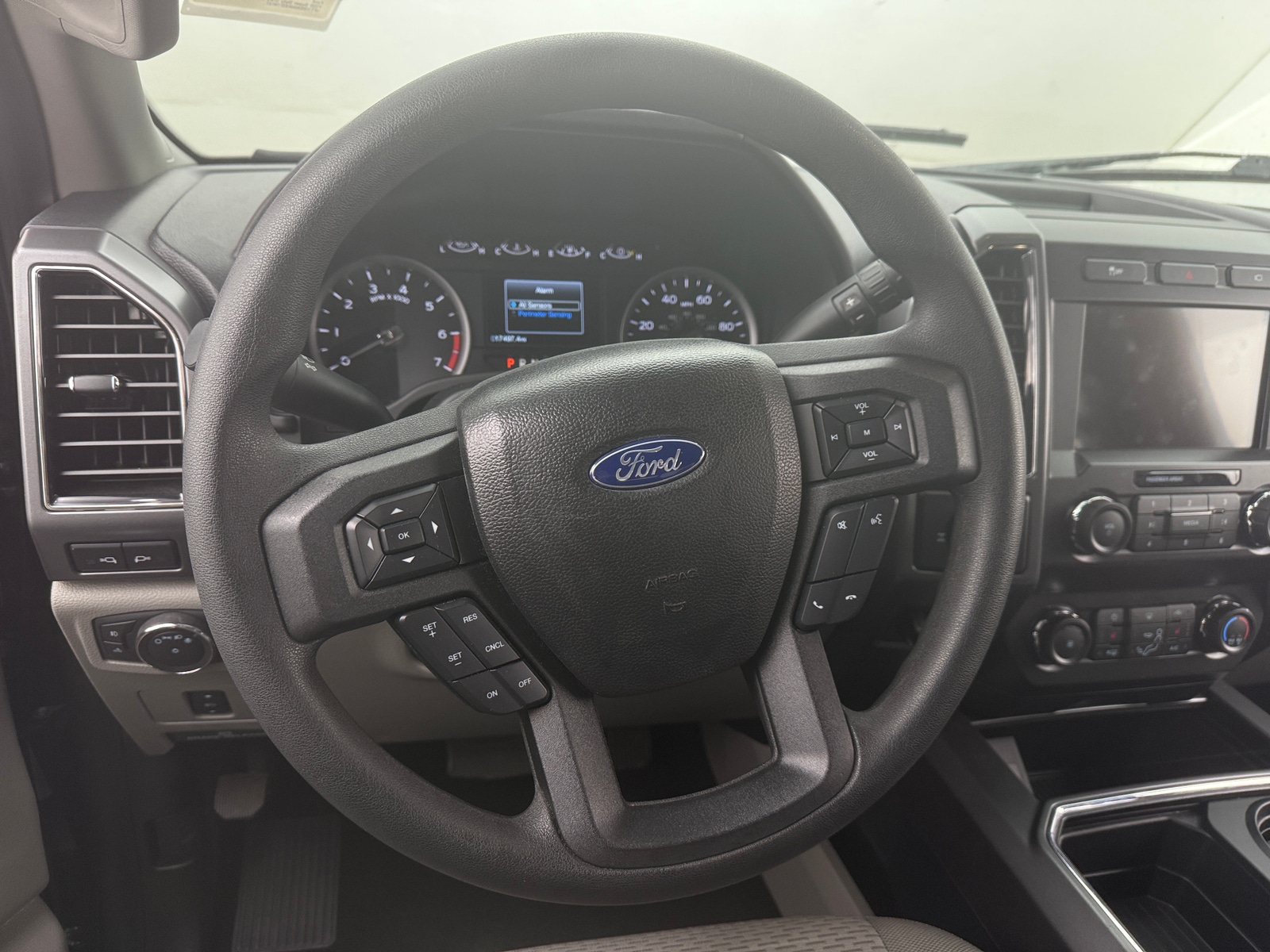 Thumbnail: 2019 Ford Econoline - 5