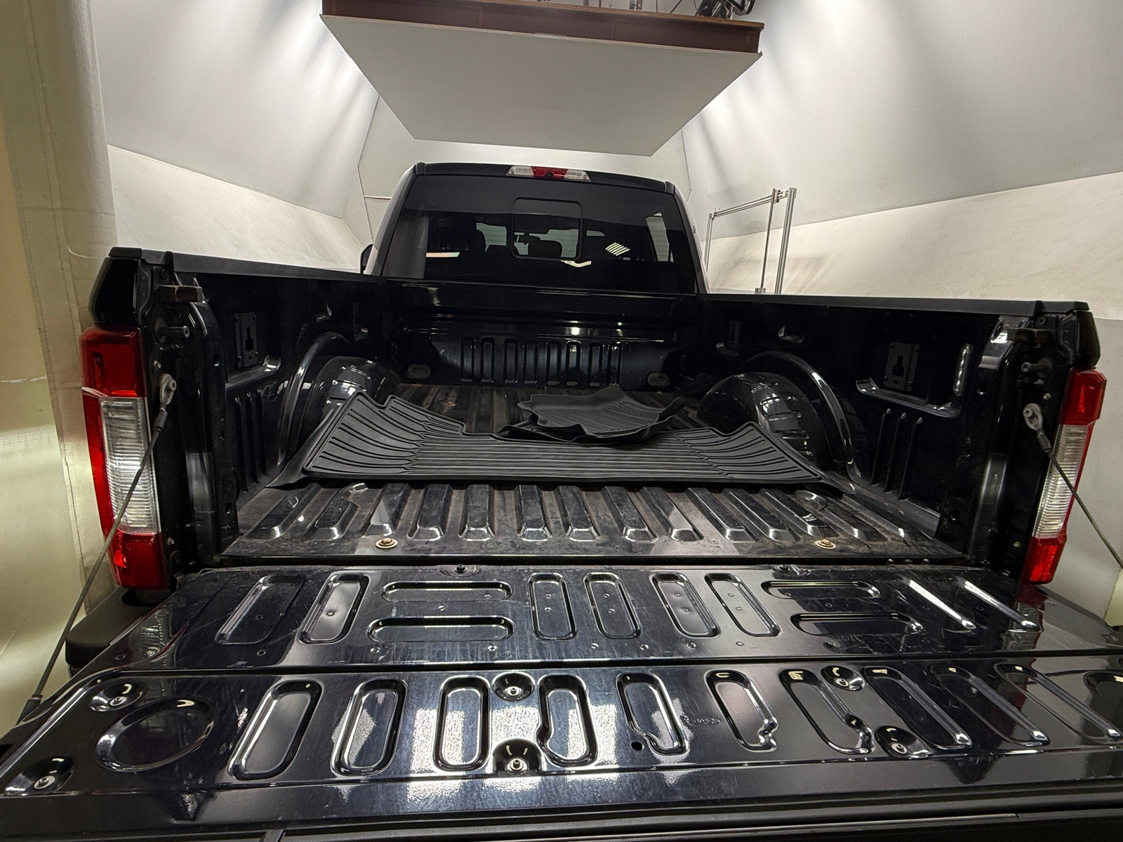 Thumbnail: 2019 Ford Econoline - 7