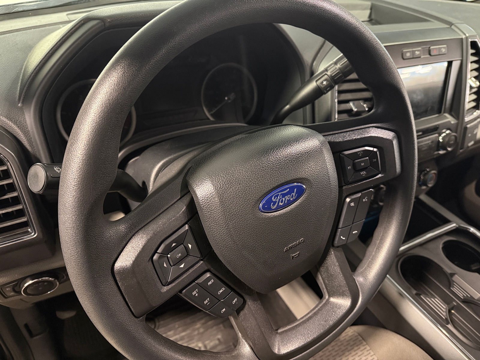 Thumbnail: 2022 Ford Econoline - 5