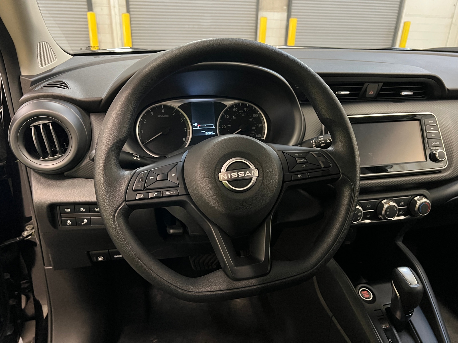 Thumbnail: 2025 Nissan Kicks - 5