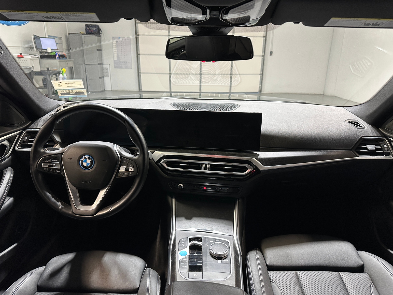 Thumbnail: 2024 BMW i4 - 2