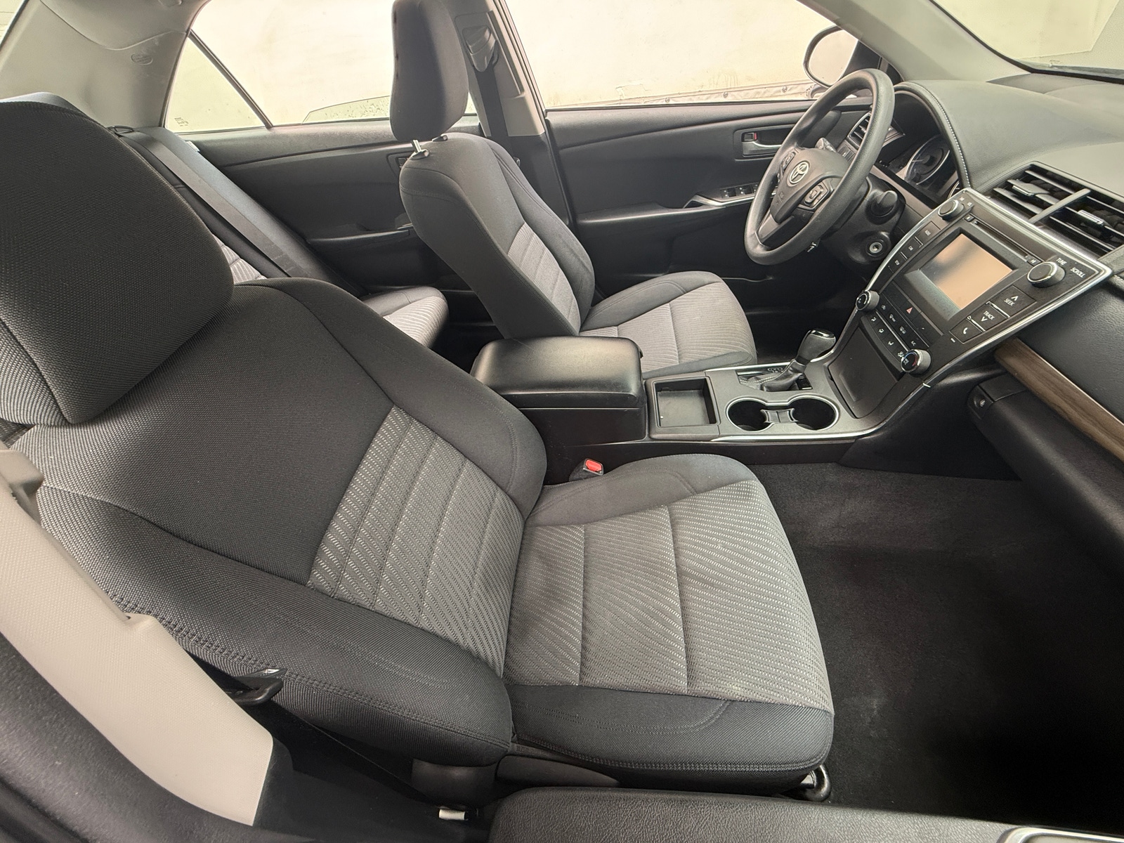 Thumbnail: 2016 Toyota Camry - 2