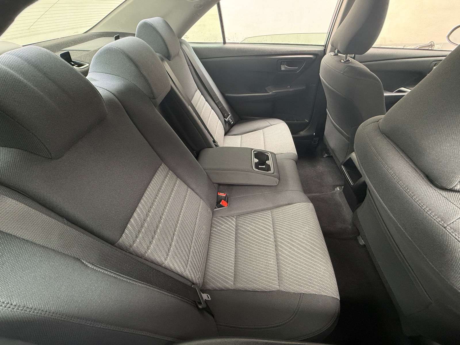 Thumbnail: 2016 Toyota Camry - 6