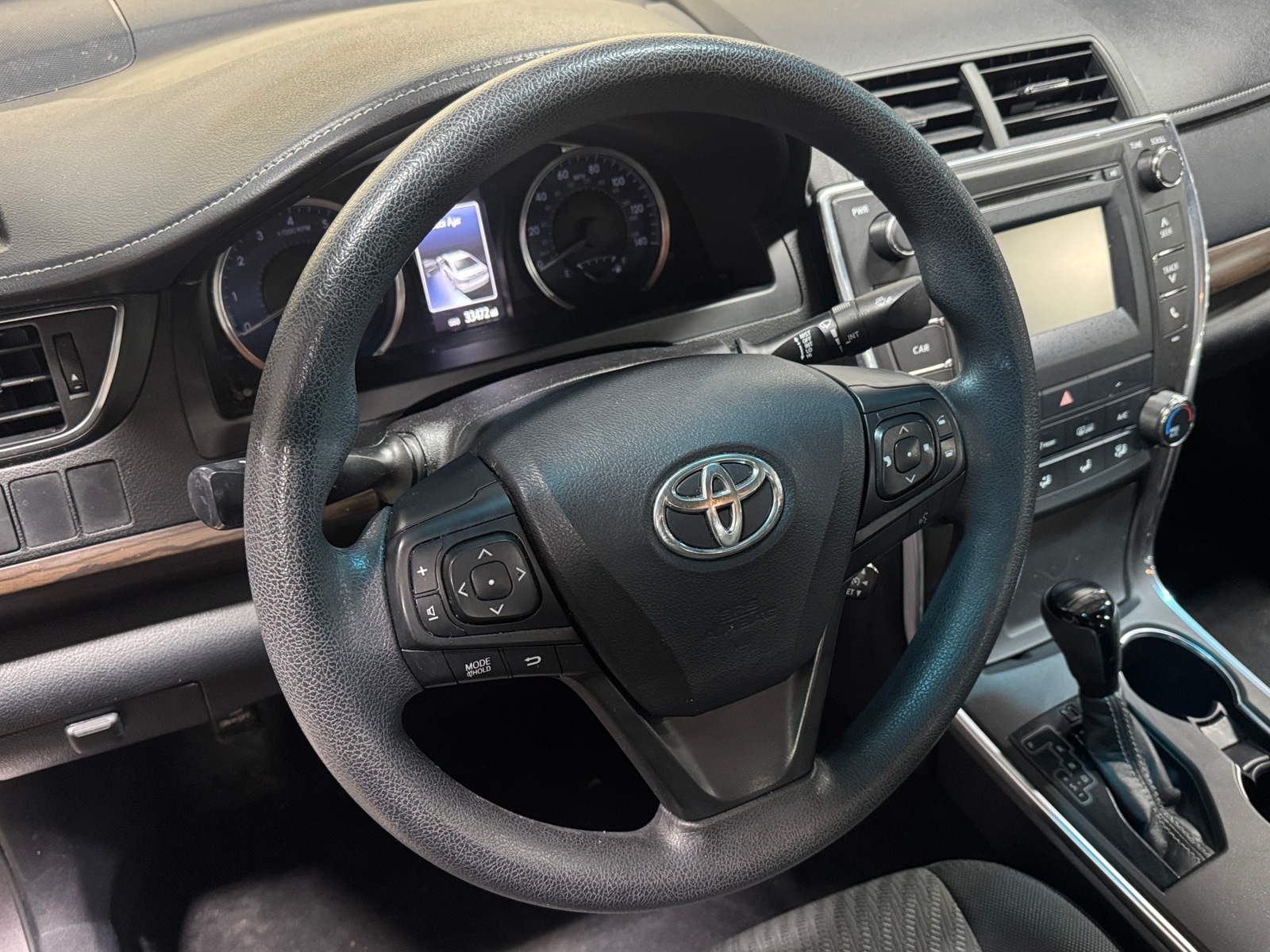 Thumbnail: 2016 Toyota Camry - 5