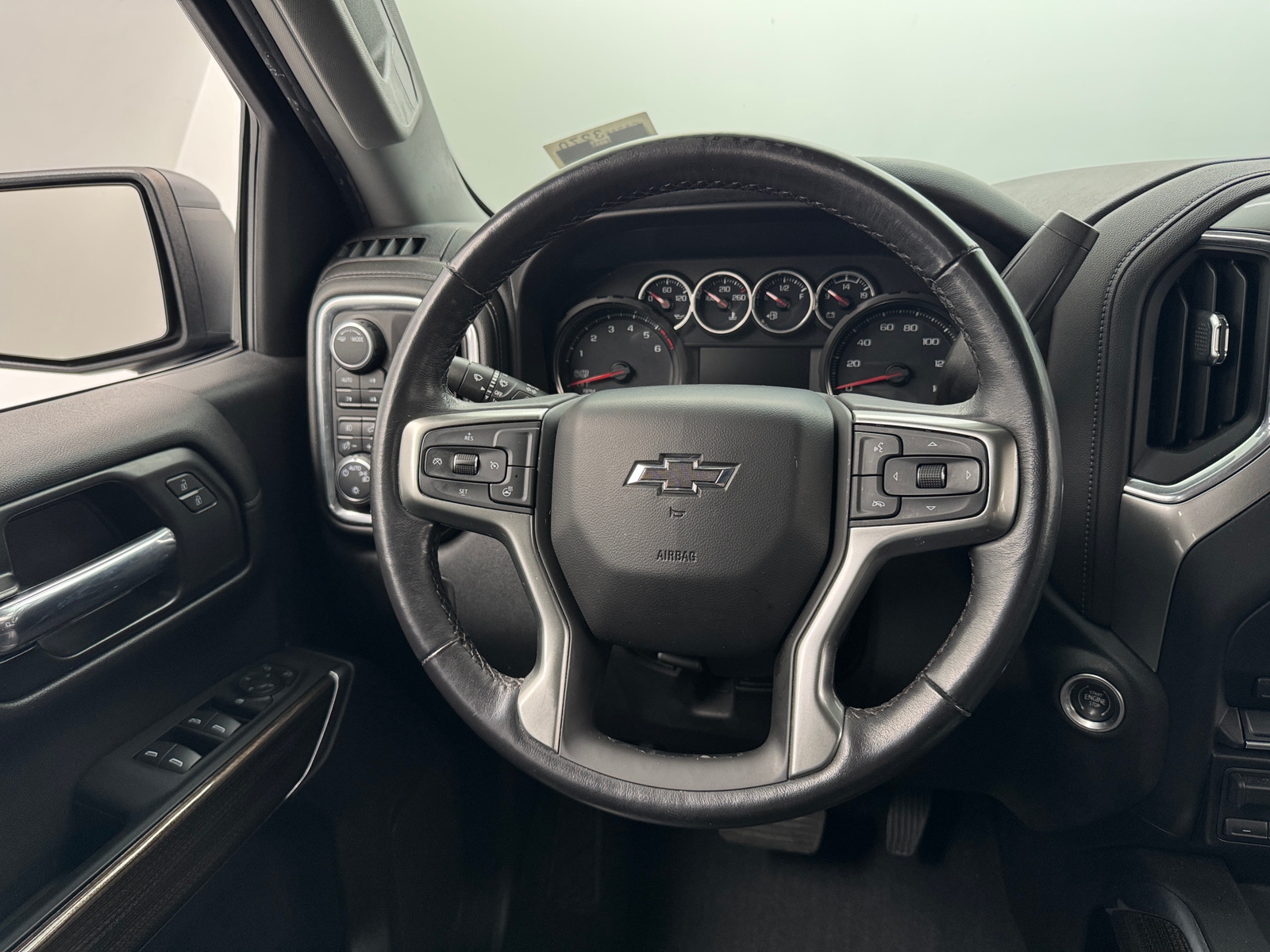 Thumbnail: 2021 Chevrolet Silverado 1500 - 5