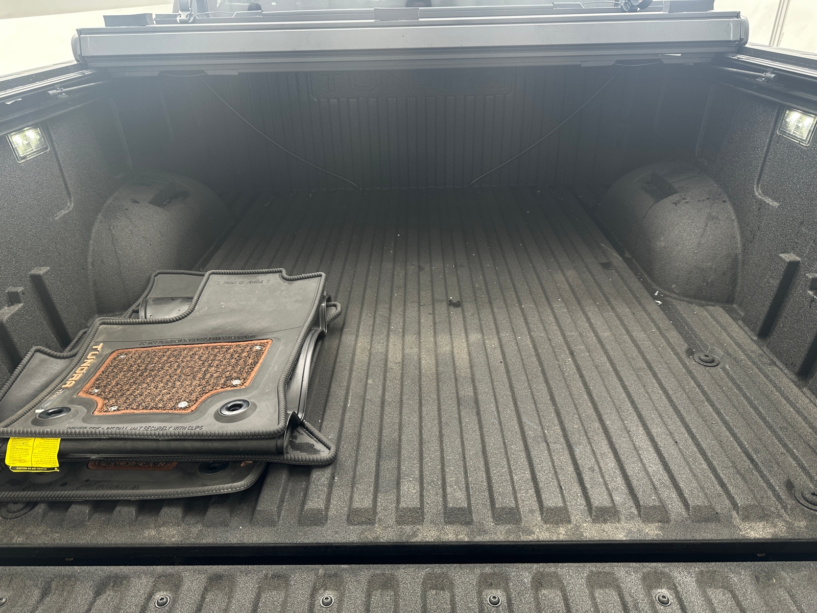 Thumbnail: 2022 Toyota Tundra - 6