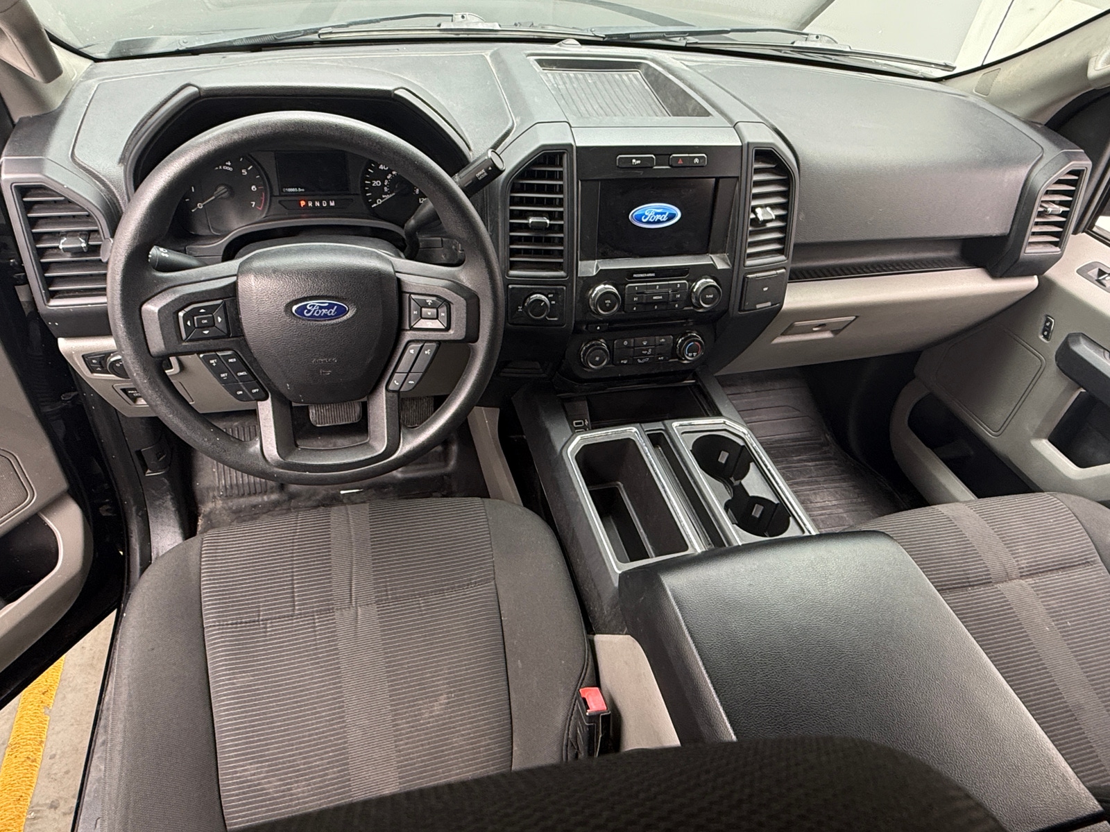 Thumbnail: 2018 Ford Econoline - 3