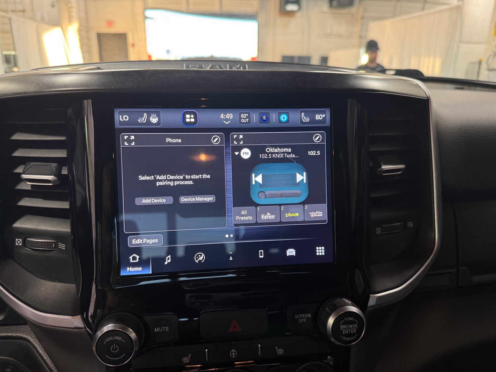 Thumbnail: 2022 RAM 1500 - 4