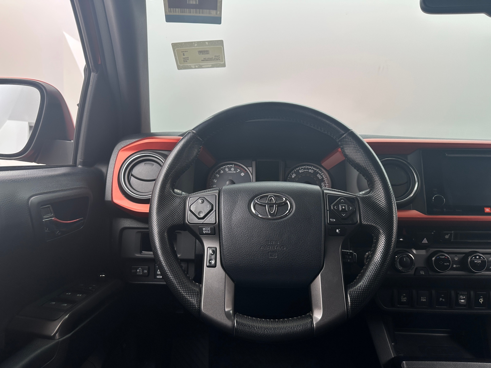 Thumbnail: 2016 Toyota Tacoma - 5