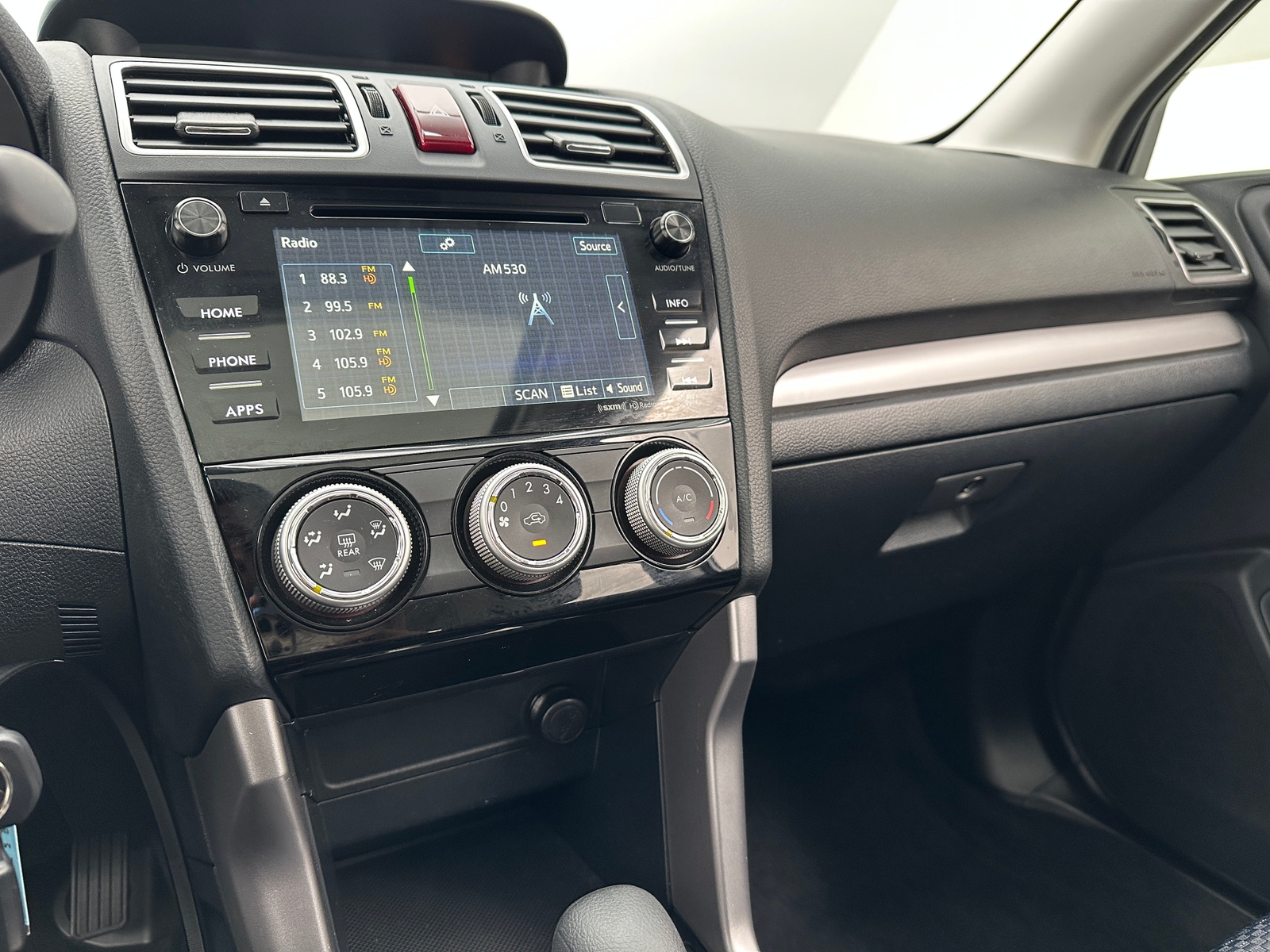 Thumbnail: 2016 Subaru Forester - 4