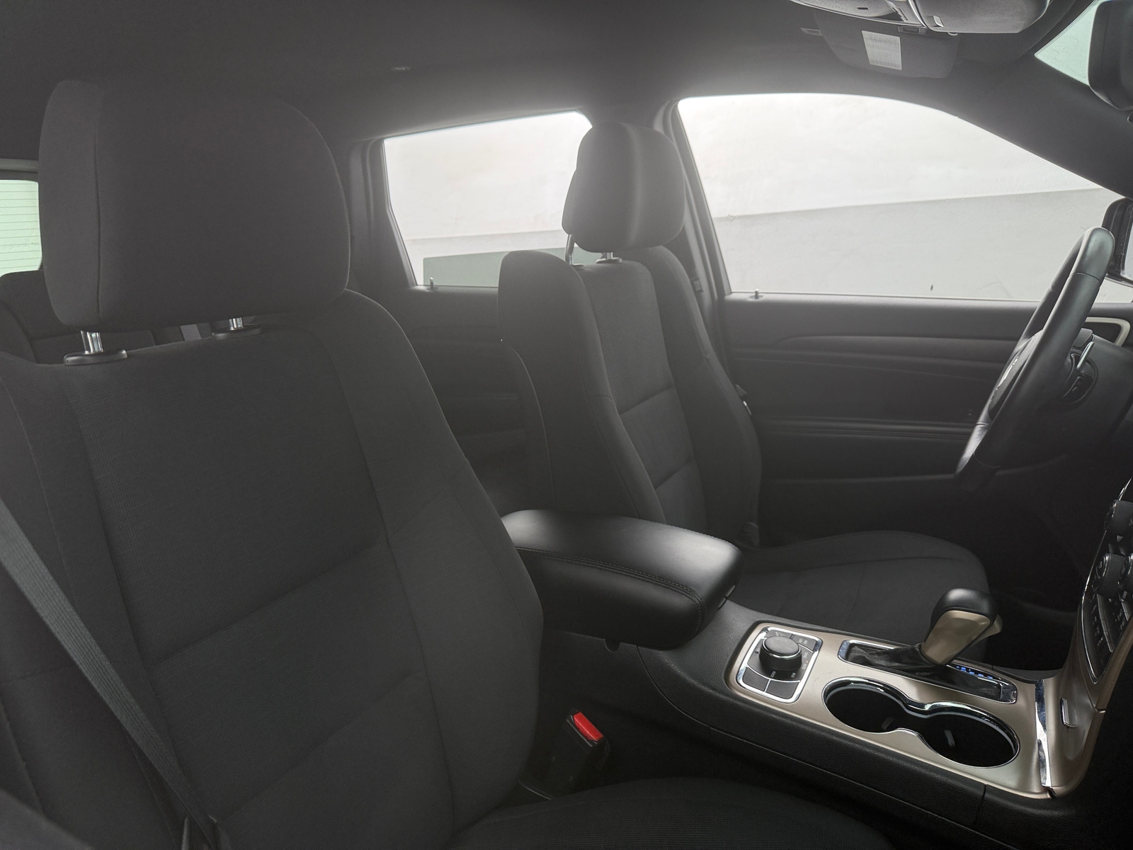 Thumbnail: 2017 Jeep Grand Cherokee - 2