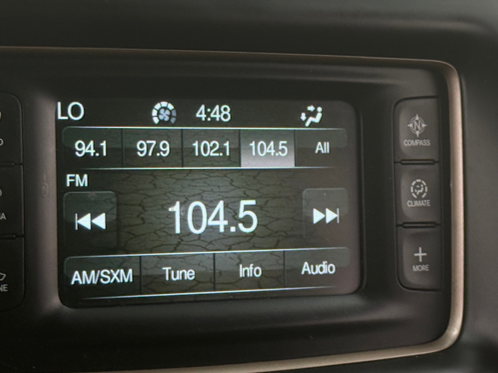 Thumbnail: 2017 Jeep Grand Cherokee - 4