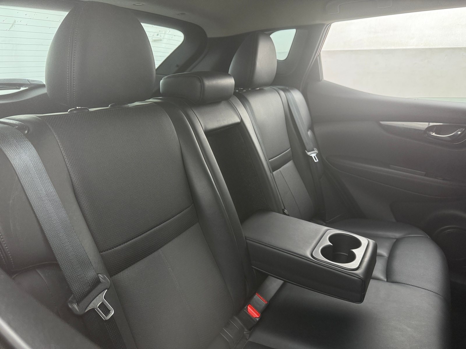 Thumbnail: 2022 Nissan Rogue Sport - 5