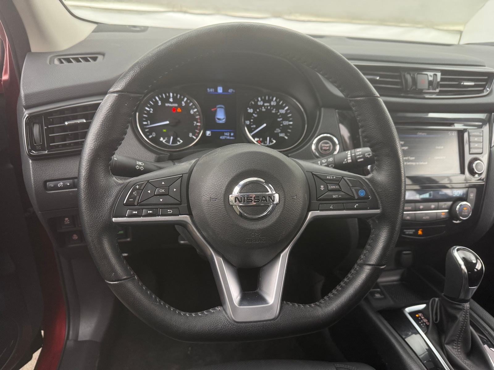 Thumbnail: 2022 Nissan Rogue Sport - 4