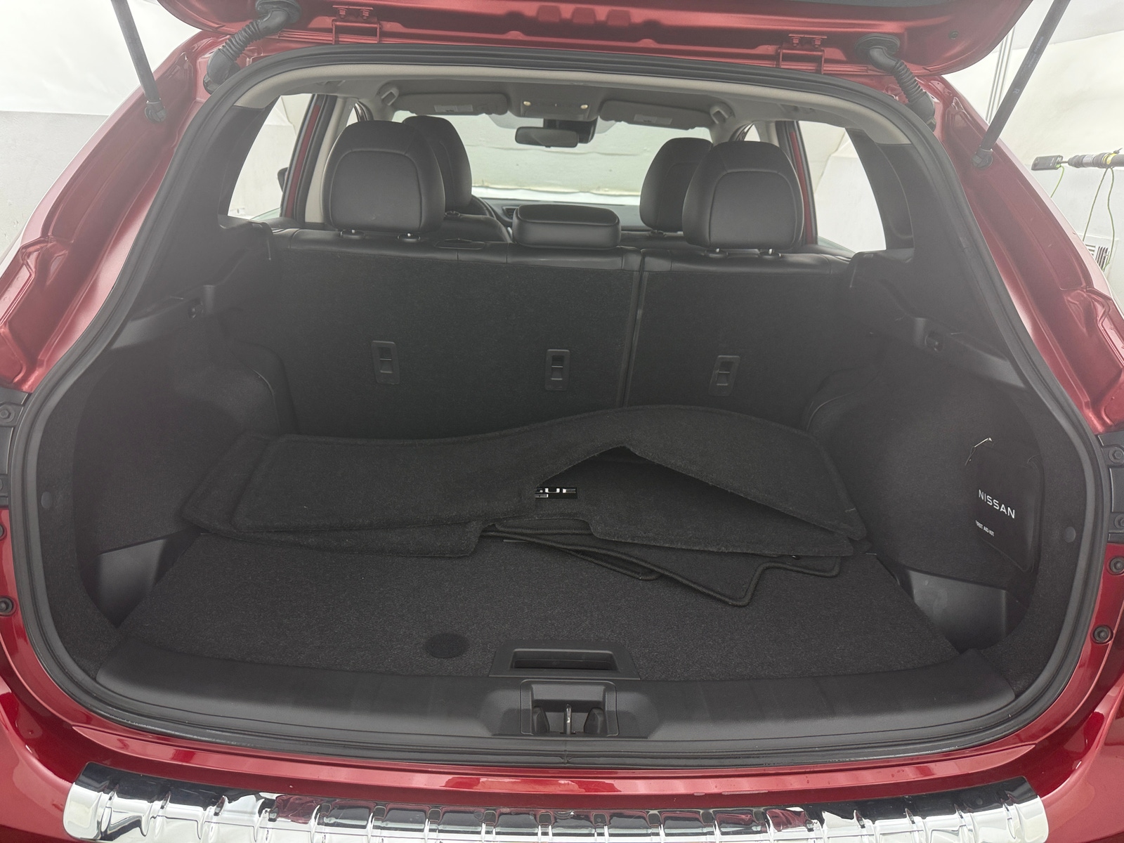 Thumbnail: 2022 Nissan Rogue Sport - 6