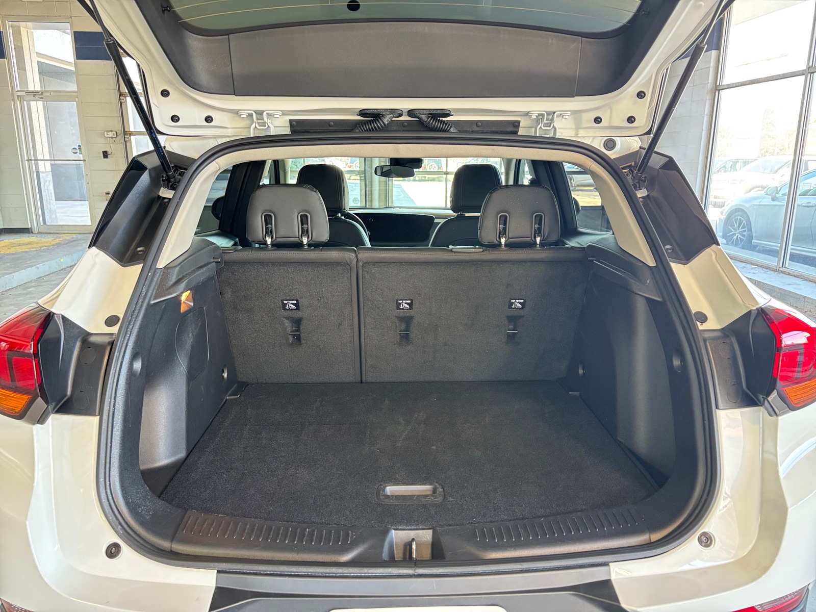 Thumbnail: 2025 Buick Encore GX - 6